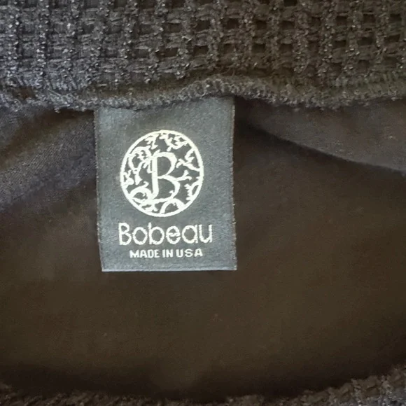 2/$20 Bobeau Black Textured Pencil Skirt - Picture 3 of 5